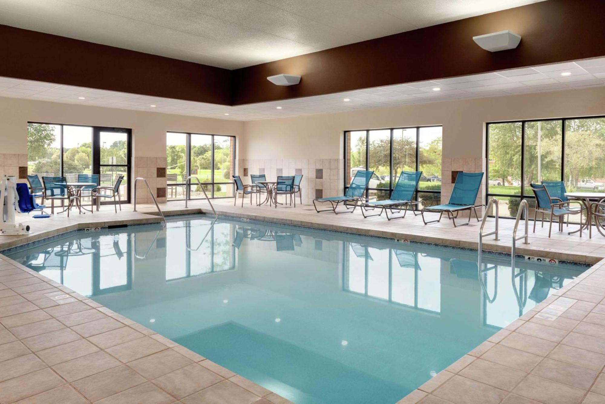Hampton Inn West Des Moines Lake Drive Zewnętrze zdjęcie