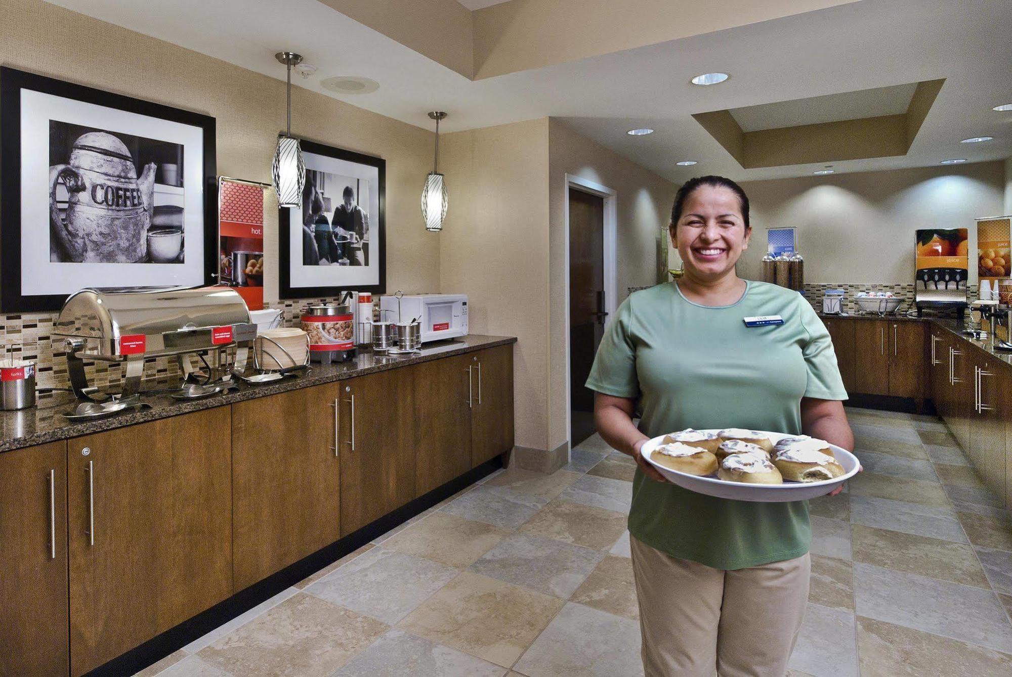 Hampton Inn West Des Moines Lake Drive Zewnętrze zdjęcie
